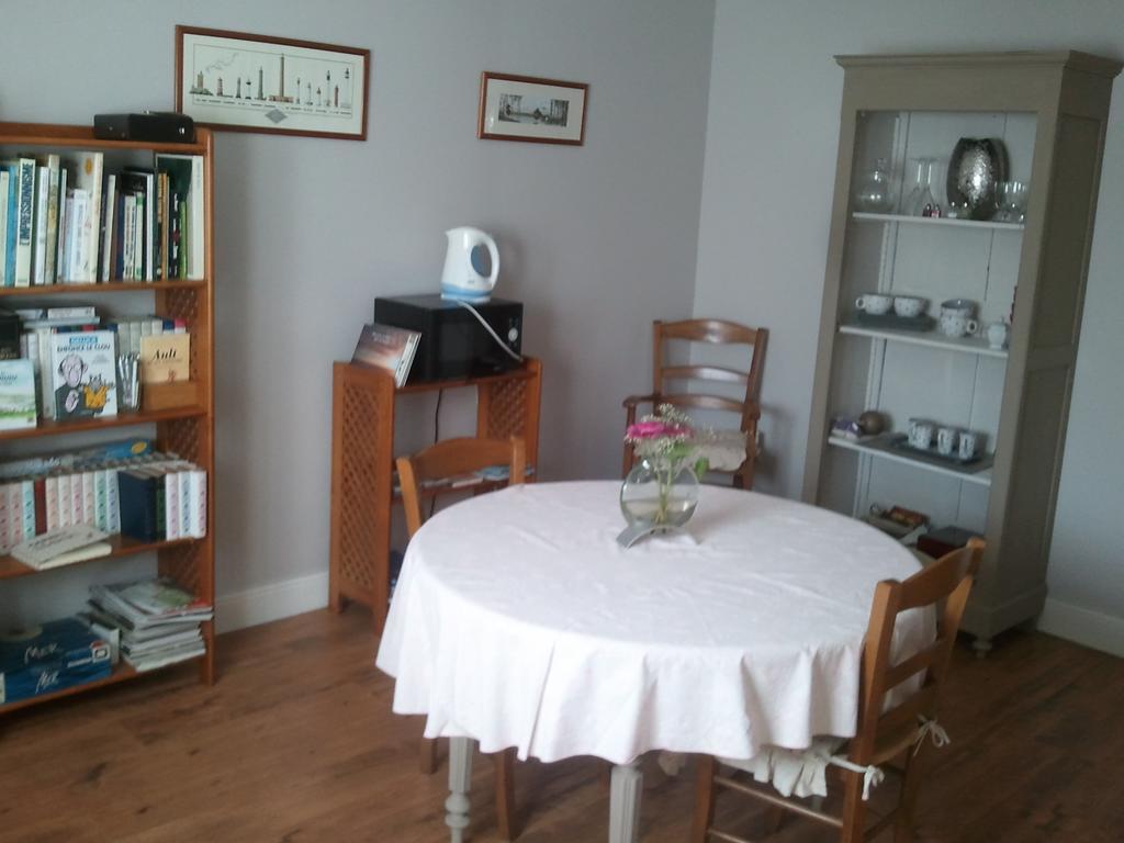 Les Blancarts Bed and Breakfast Hautebut Kamer foto